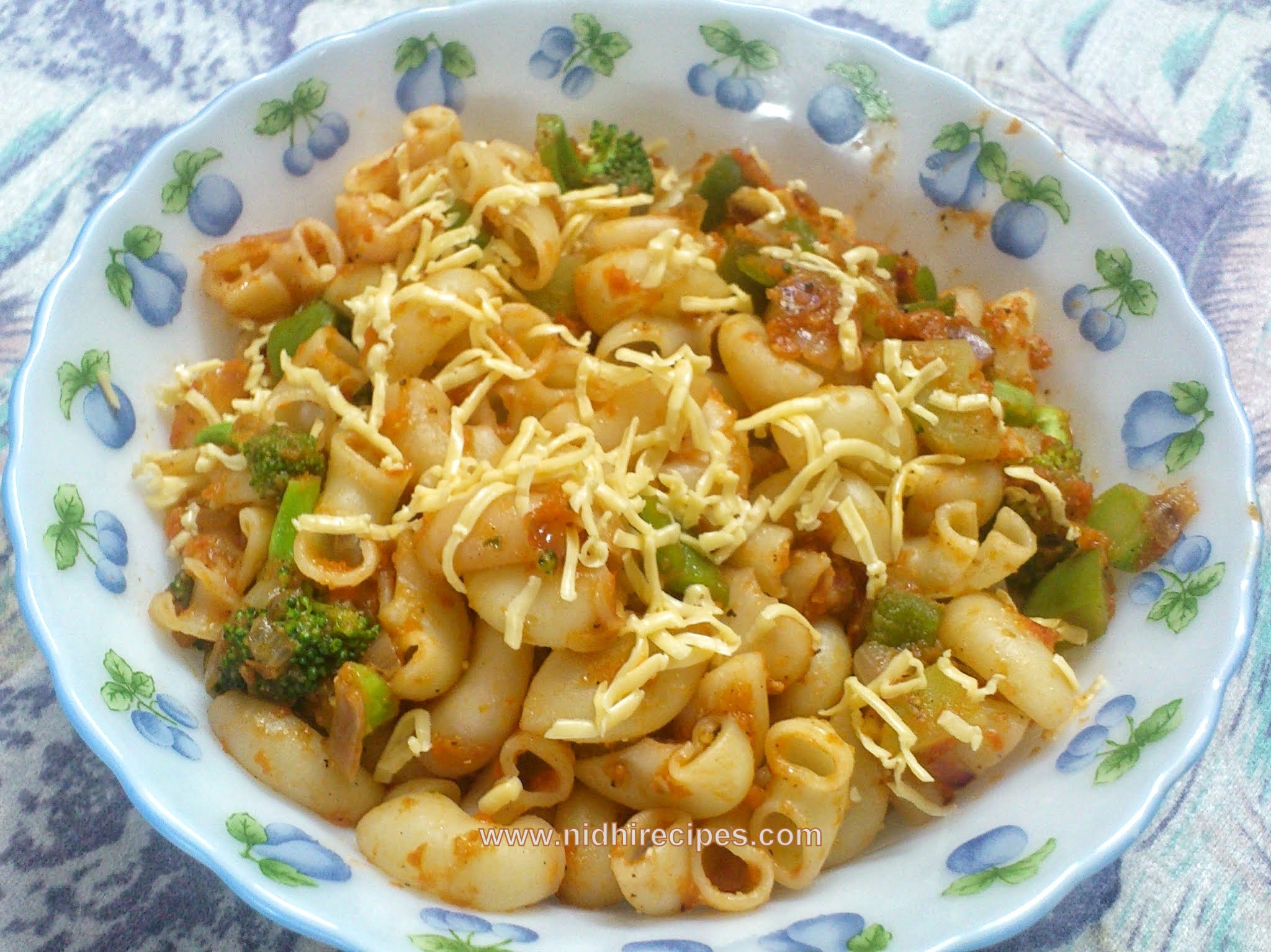 red-sauce-pasta-nidhi-recipes