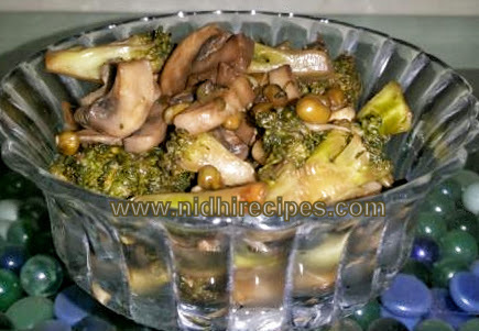 Stir fried broccoli with Mushroom